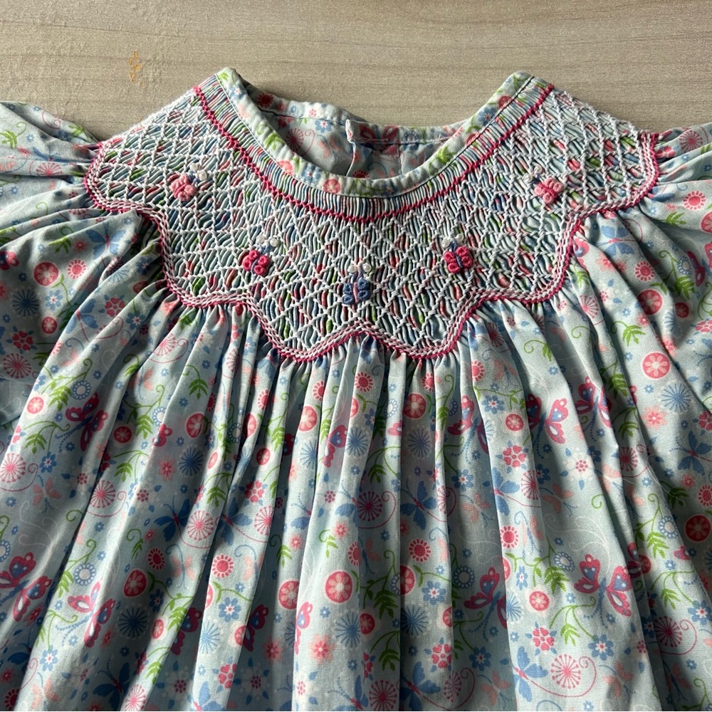 NWOT Petit Ami Floral Butterfly Smocked Dress with Pearl Accents - Picture 2 of 3